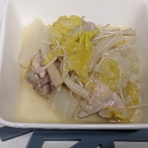 甘い冬野菜で♡大根と白菜鶏肉の鶏ガラスープ煮